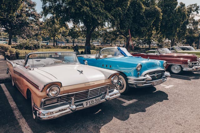 Vintage Convertible - Image 3